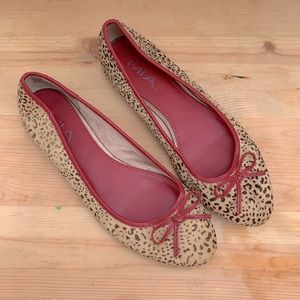 Leopard print ballet flat